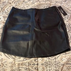 Lulus black leather mini skirt